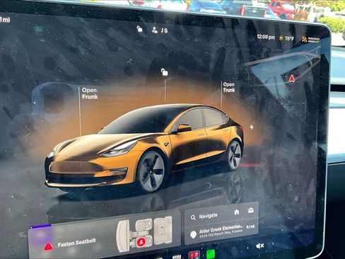 Used 2023 Tesla Model 3 Standard Range RWD image 35