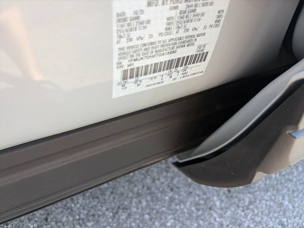 New 2026 Ford Explorer Active RWD image 36