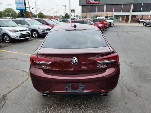 Used 2018 Buick Regal Preferred w/ Driver Confidence Package #1 image 11