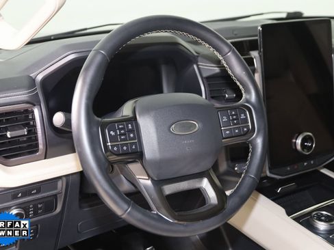 Used 2022 Ford Expedition Platinum image 6