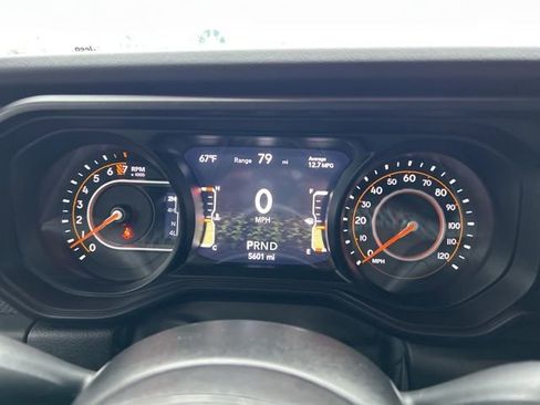 Used 2025 Jeep Gladiator Rubicon image 19