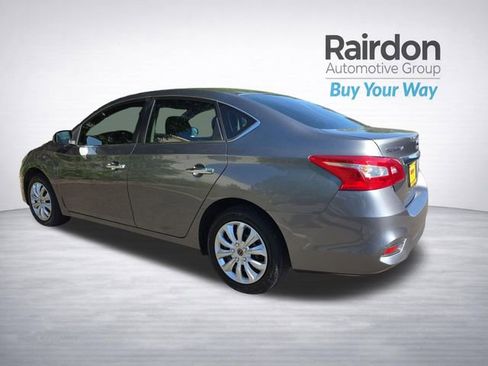 Used 2018 Nissan Sentra S FWD image 5