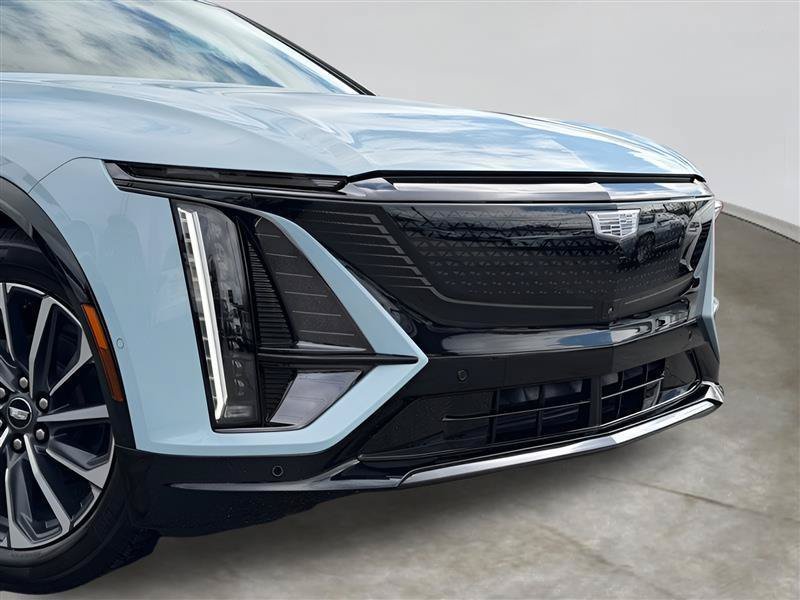 Used 2024 Cadillac Lyriq Sport w/ LPO, Floor Liner Package RWD image 8