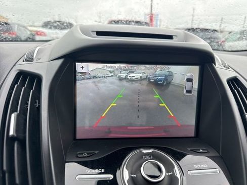 Used 2017 Ford Escape Titanium AWD/4WD image 27