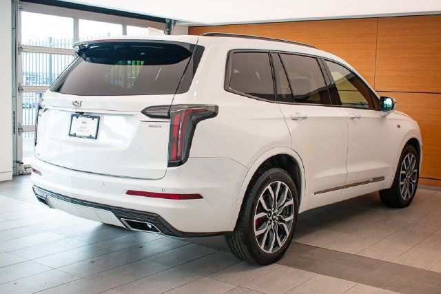 Used 2024 Cadillac XT6 Sport AWD/4WD image 6