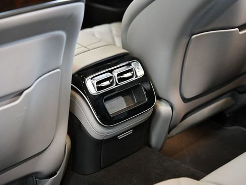 Used 2023 Mercedes-Benz S 580 4MATIC Sedan image 40