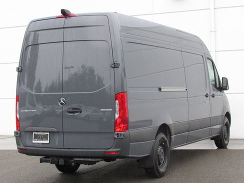 New 2025 Mercedes-Benz Sprinter 2500 image 6