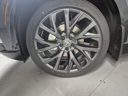 New 2026 Toyota Crown Signia image 10