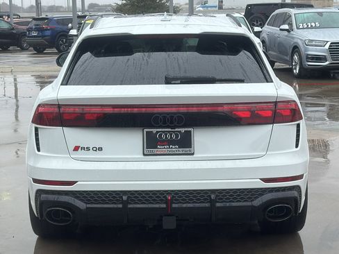 New 2026 Audi RS Q8 performance image 6