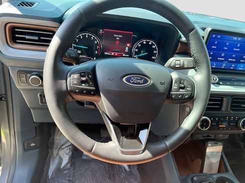 Used 2024 Ford Maverick Lariat w/ 4K Tow Package image 11