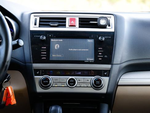 Used 2015 Subaru Legacy 2.5i Premium w/ Moonroof Package image 34