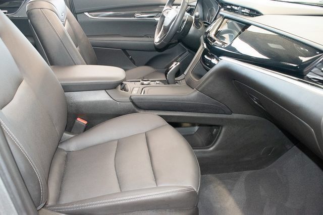 Used 2024 Cadillac XT6 Sport AWD/4WD image 10