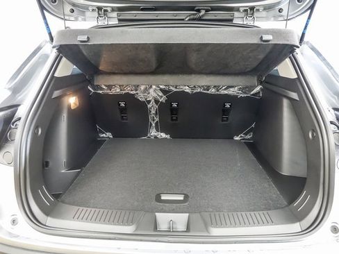 New 2026 Chevrolet Trax LT w/ Driver Confidence Package image 8