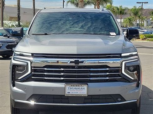 New 2025 Chevrolet Suburban LT w/ Comfort Package image 23