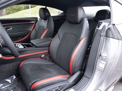Used 2025 Bentley Continental GT Speed image 26