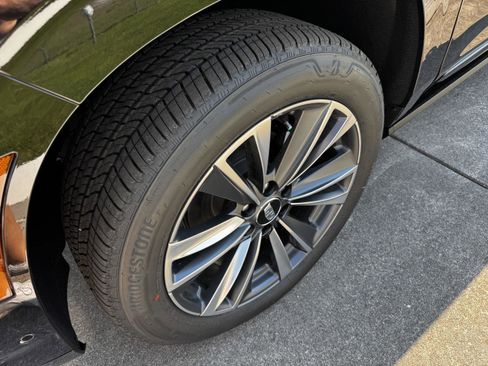 New 2026 Cadillac Escalade ESV Sport AWD/4WD image 3