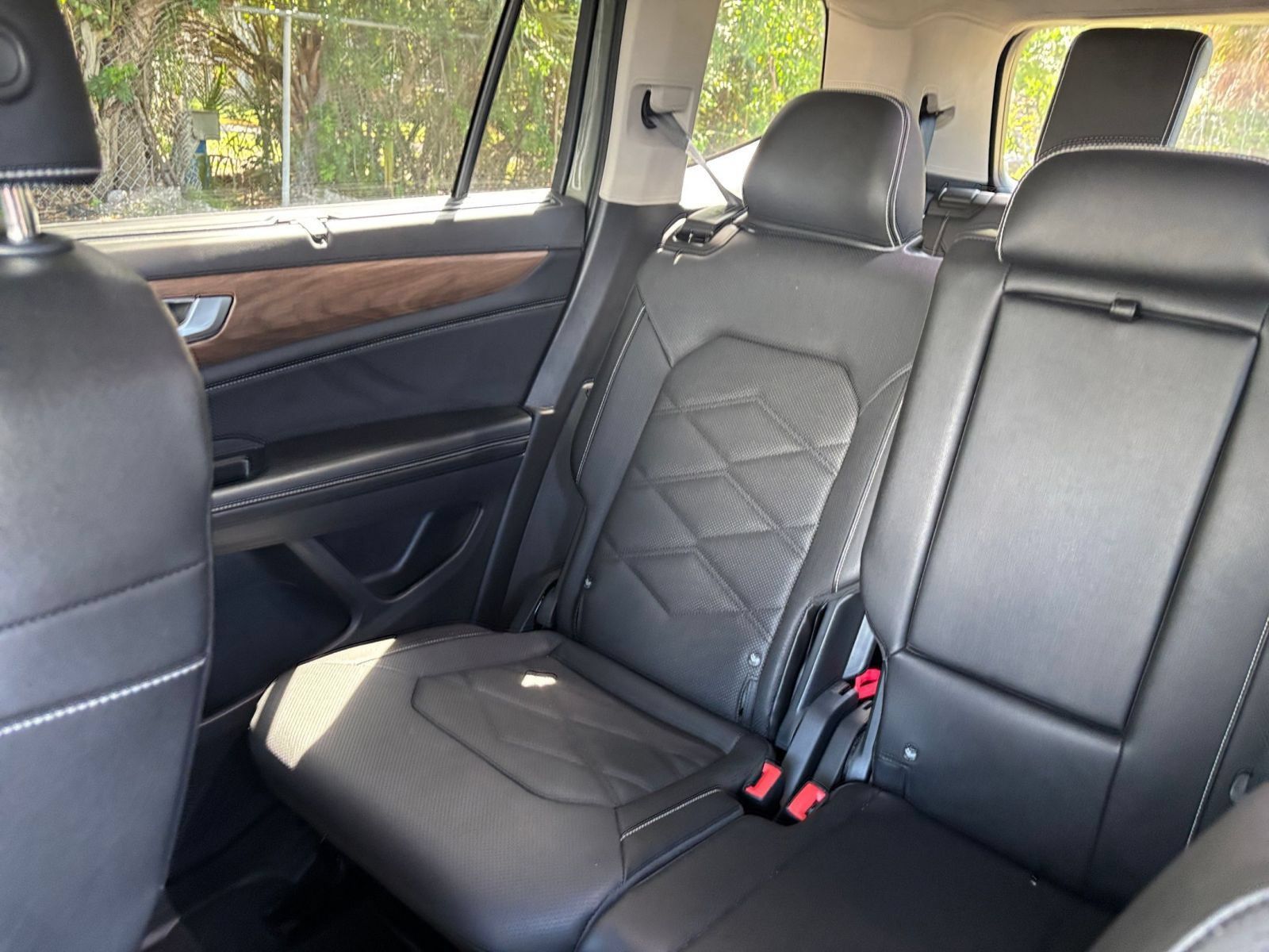 Used 2026 Volkswagen Atlas SE FWD image 42