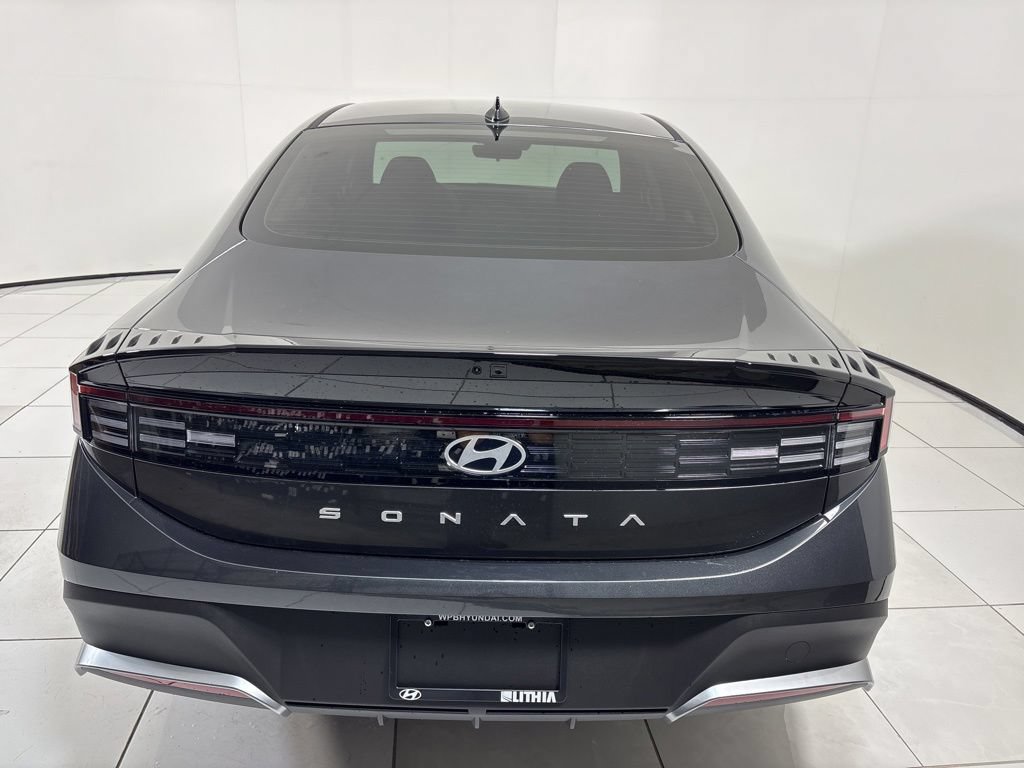 New 2026 Hyundai Sonata SE FWD image 4