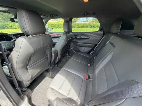 Used 2024 Chevrolet TrailBlazer RS w/ Convenience Package AWD/4WD image 18