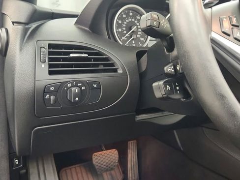 Used 2010 BMW 650i Convertible RWD image 17