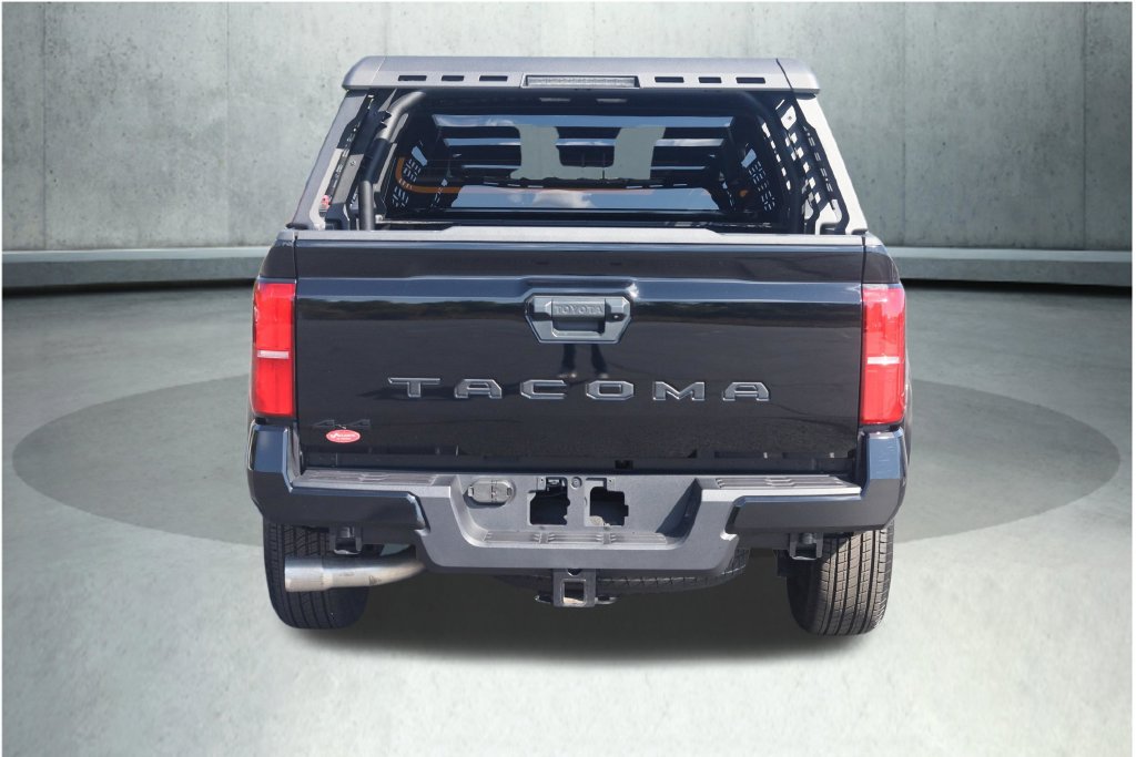 Used 2025 Toyota Tacoma TRD Sport AWD/4WD image 24