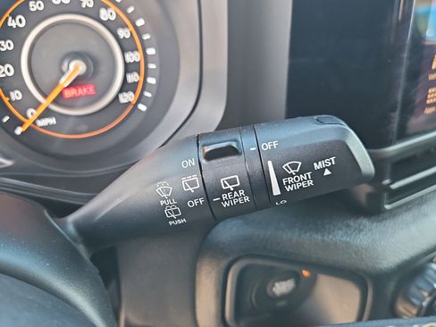 Used 2024 Jeep Wrangler Sport S image 18