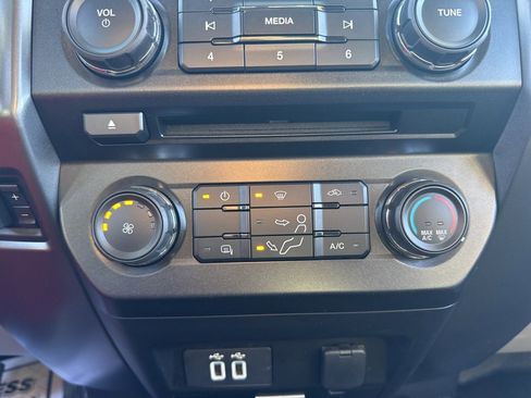 Used 2017 Ford F350 XLT image 18