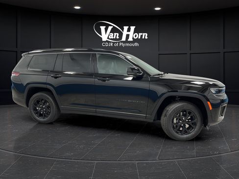 New 2026 Jeep Grand Cherokee L 4WD image 8