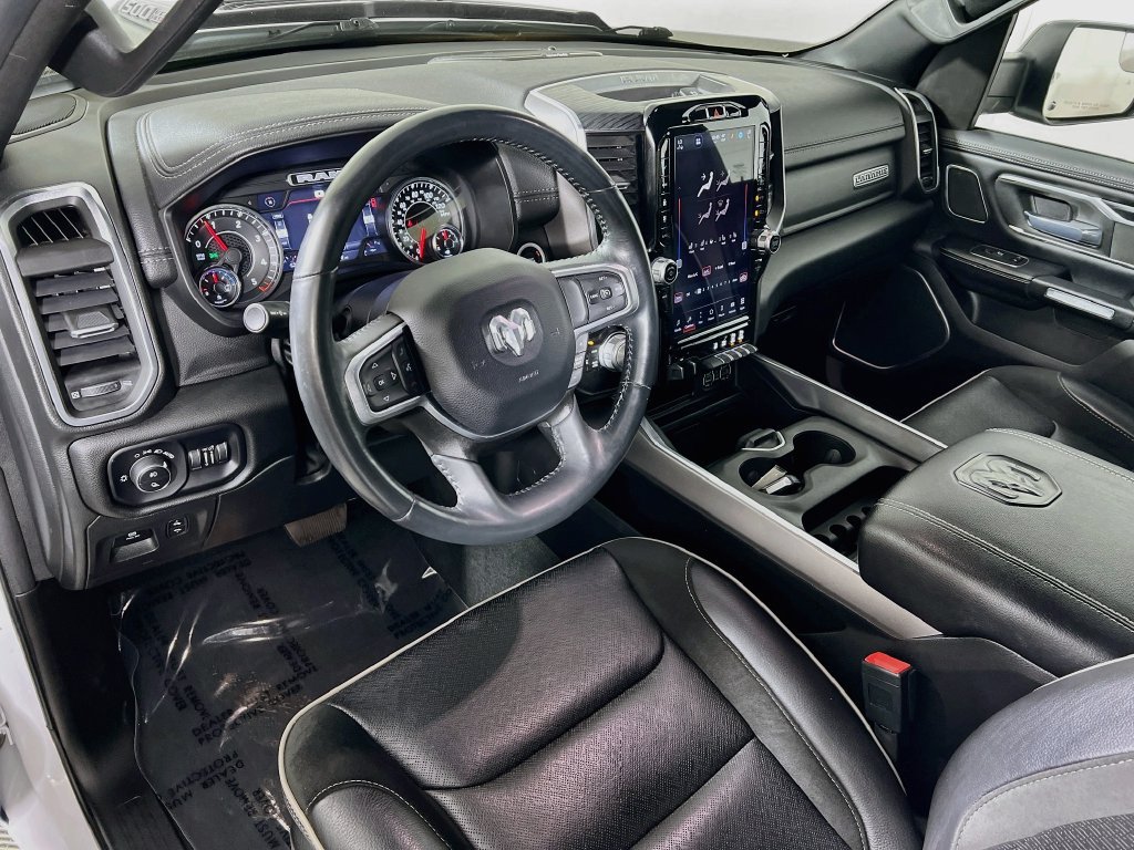 Used 2023 RAM 1500 Laramie AWD/4WD image 9