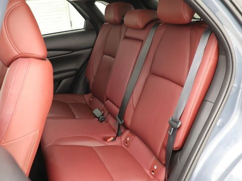 Used 2024 MAZDA CX-30 AWD 2.5 S w/ Preferred Package image 11