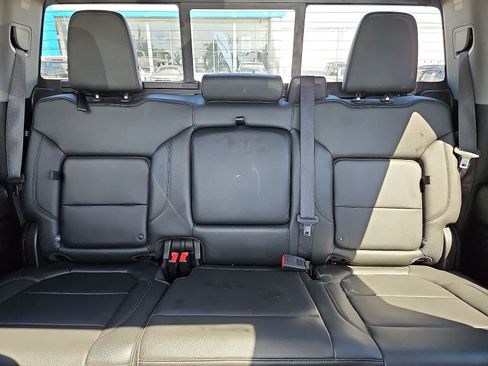 Used 2020 Chevrolet Silverado 1500 LT Trail Boss AWD/4WD image 14