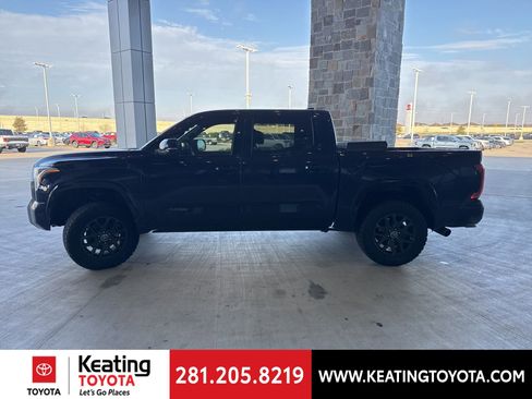 Used 2023 Toyota Tundra Platinum image 6