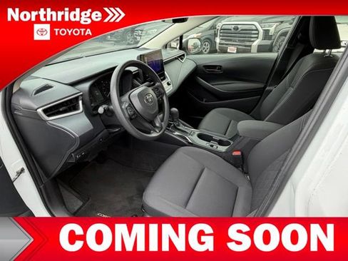 Used 2023 Toyota Corolla LE w/ Carpet Mat Package (TMS) FWD image 5