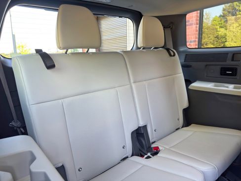 Used 2024 Hyundai Santa Fe SEL image 33