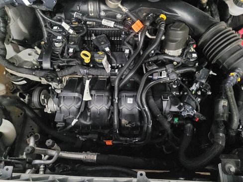 Used 2024 Ford Edge SEL image 30