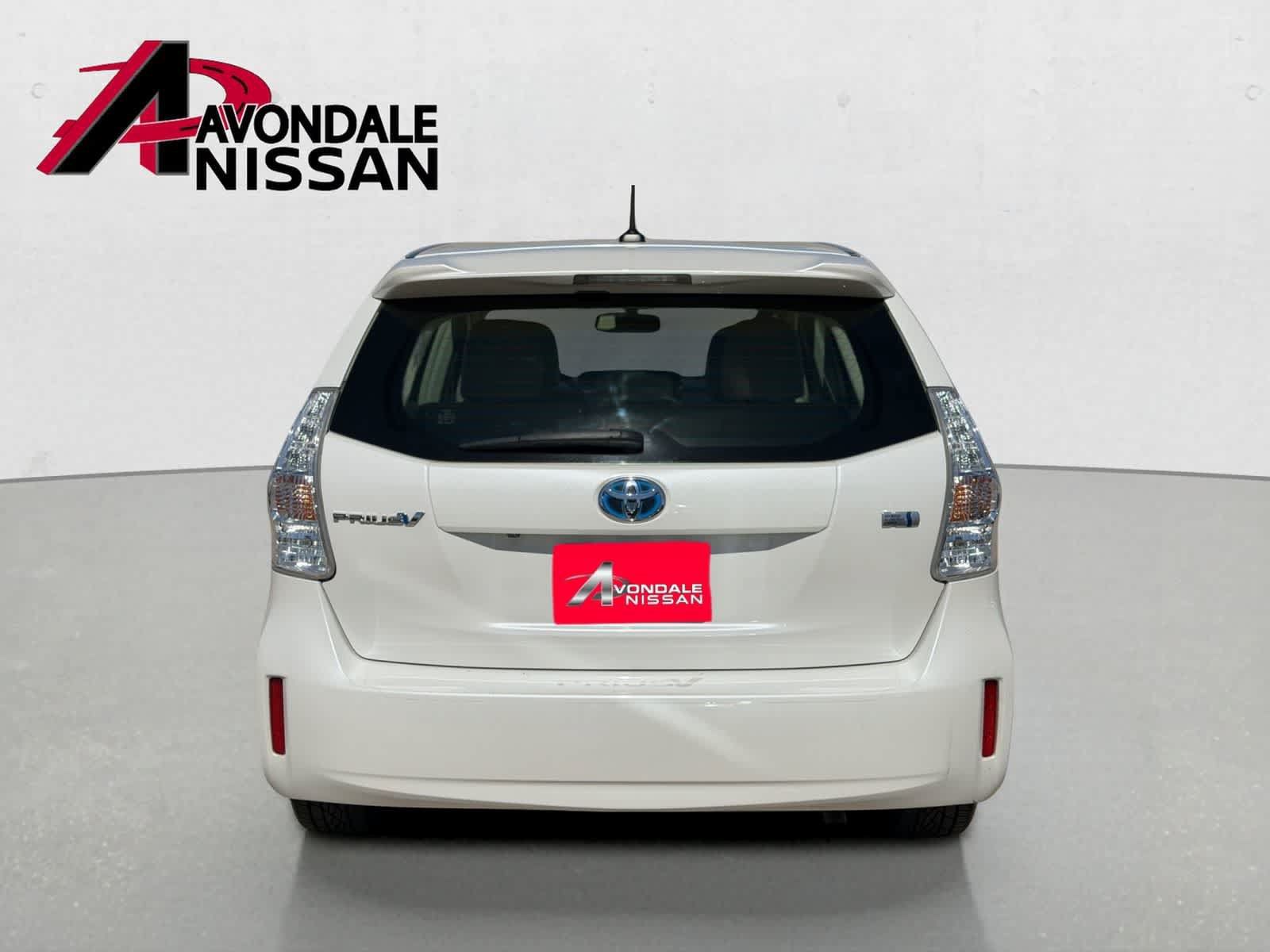 Used 2014 Toyota Prius V Five FWD image 5