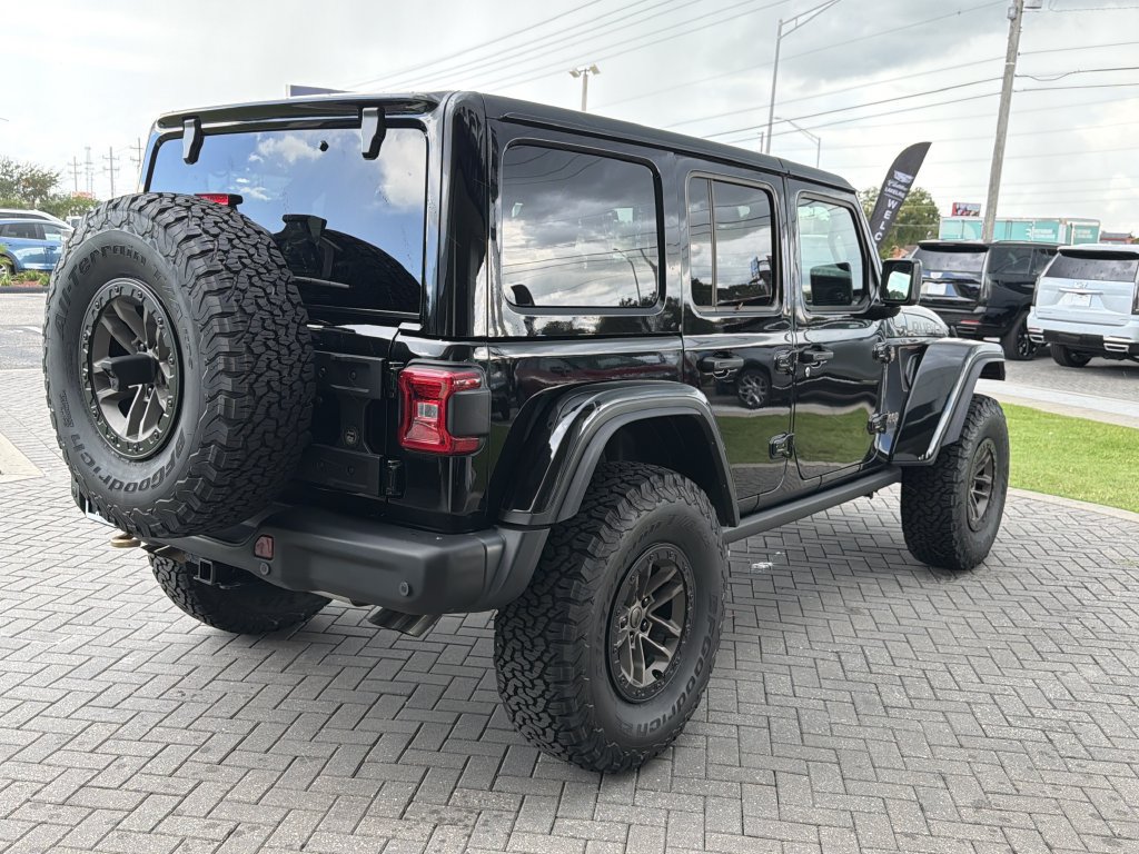Used 2025 Jeep Wrangler Unlimited Rubicon 392 AWD/4WD image 6