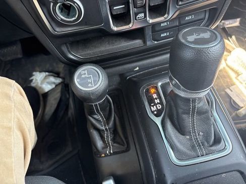 Used 2021 Jeep Wrangler Unlimited Sahara w/ LED Lighting Group image 39