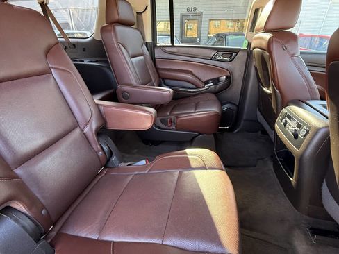 Used 2015 Chevrolet Suburban LTZ image 33