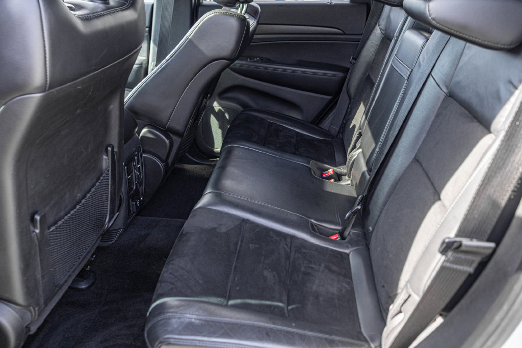 Used 2015 Jeep Grand Cherokee Altitude AWD/4WD image 31
