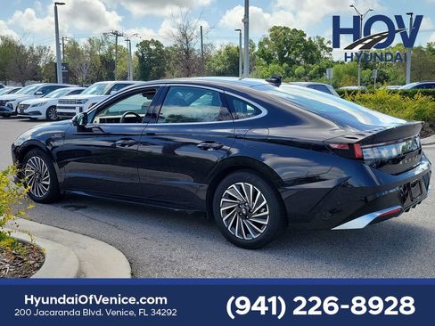 Certified 2025 Hyundai Sonata Limited image 11