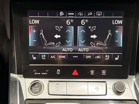 Used 2024 Audi Q8 e-tron Premium Plus w/ Premium Plus Package AWD/4WD image 23