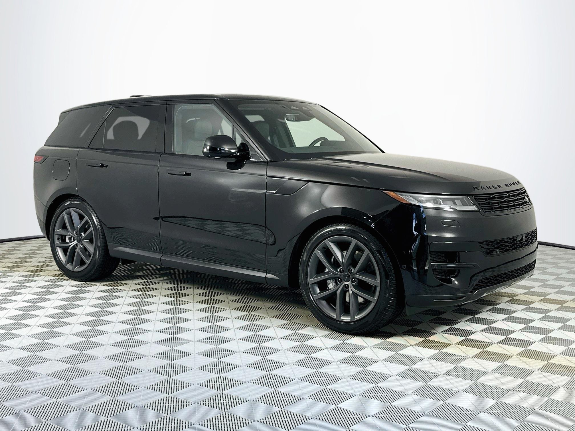 New 2027 Land Rover Range Rover Sport SE AWD/4WD image 3