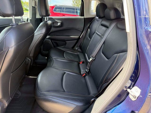 Used 2019 Jeep Compass Limited AWD/4WD image 9