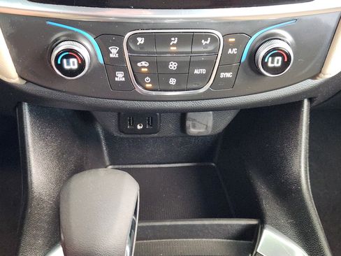 Certified 2023 Chevrolet Traverse LS FWD image 19