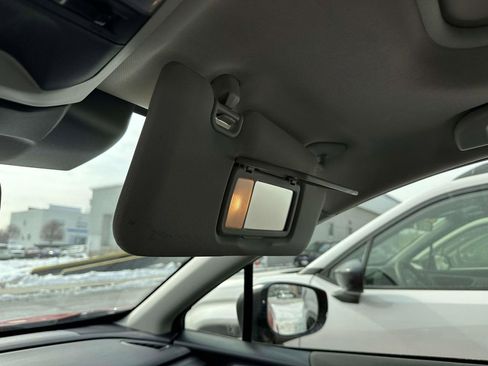 Certified 2025 Subaru Crosstrek 2.0i Premium image 17