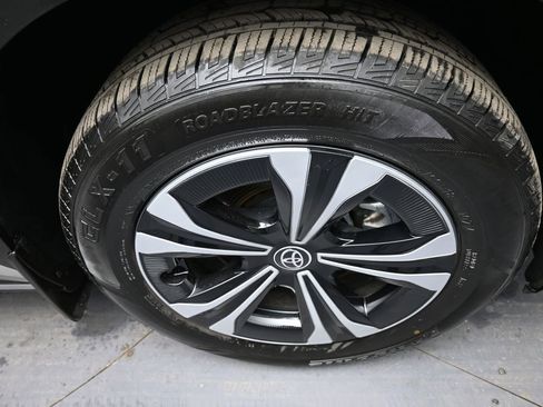 Used 2023 Toyota bZ4X XLE w/ Weather Package image 13