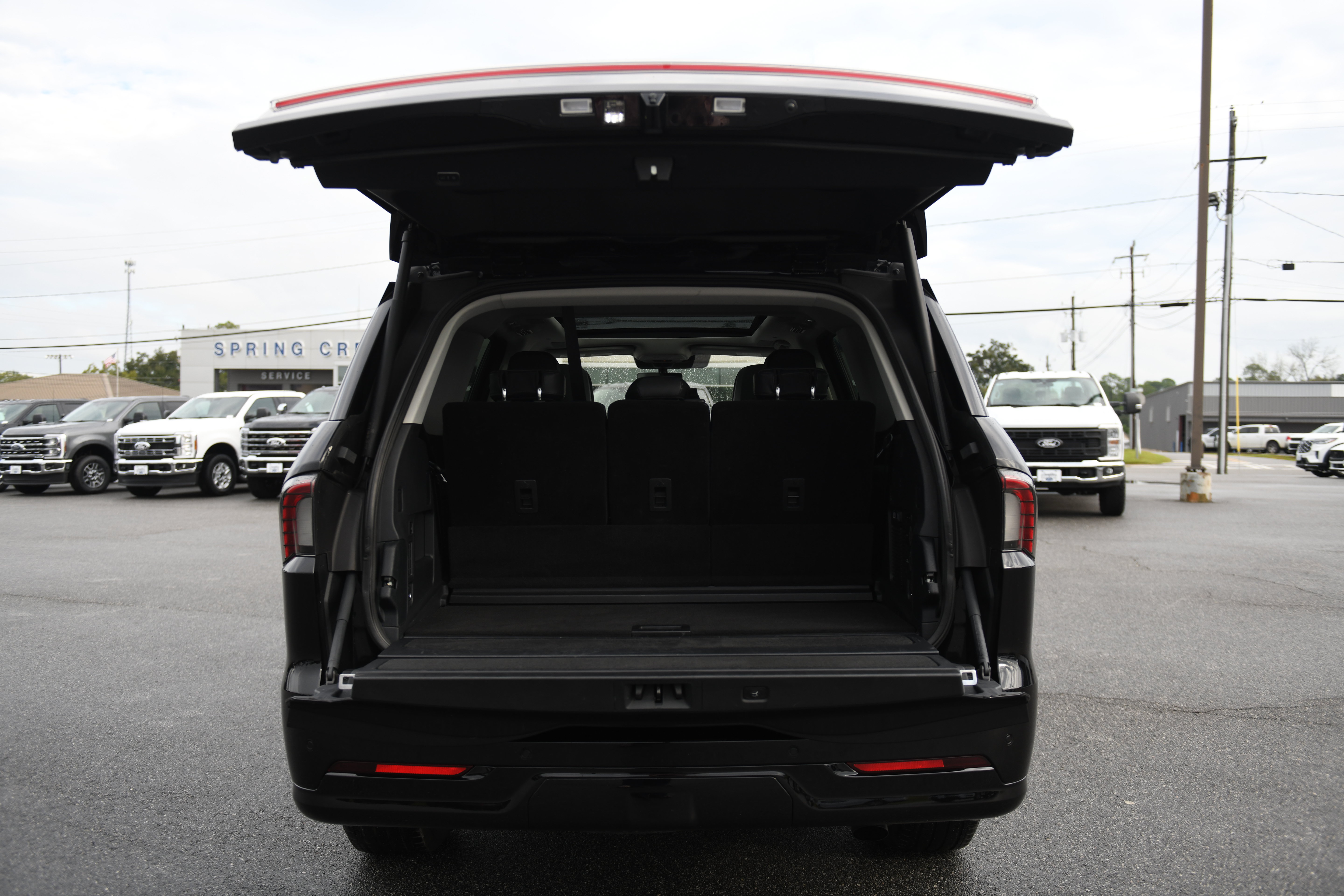 Used 2025 Lincoln Navigator Reserve AWD/4WD image 13