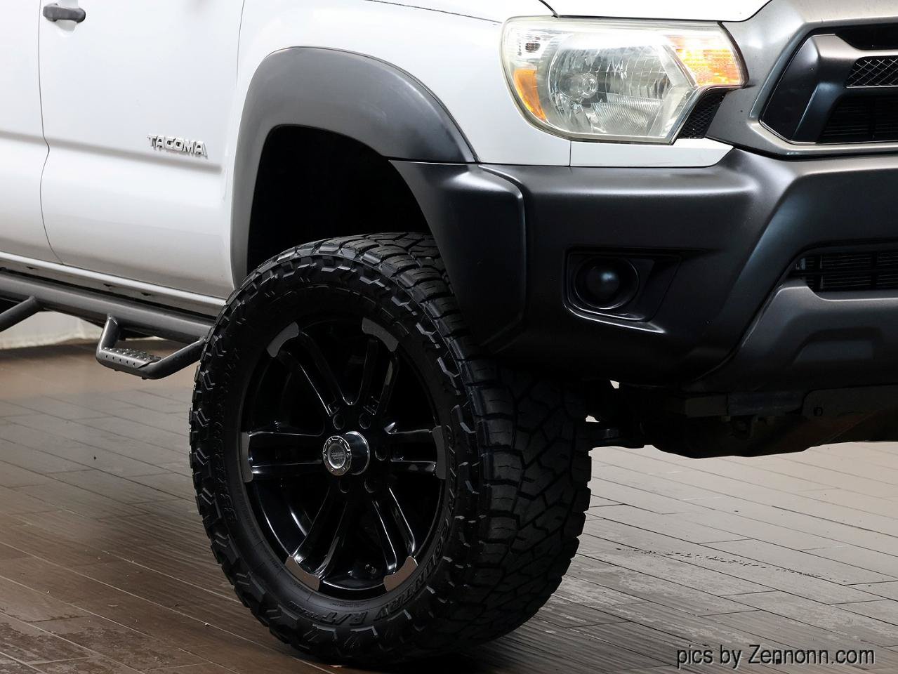Used 2015 Toyota Tacoma PreRunner w/ Convenience Package RWD image 3