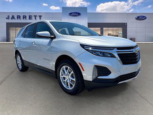 Used 2022 Chevrolet Equinox LT FWD image 1